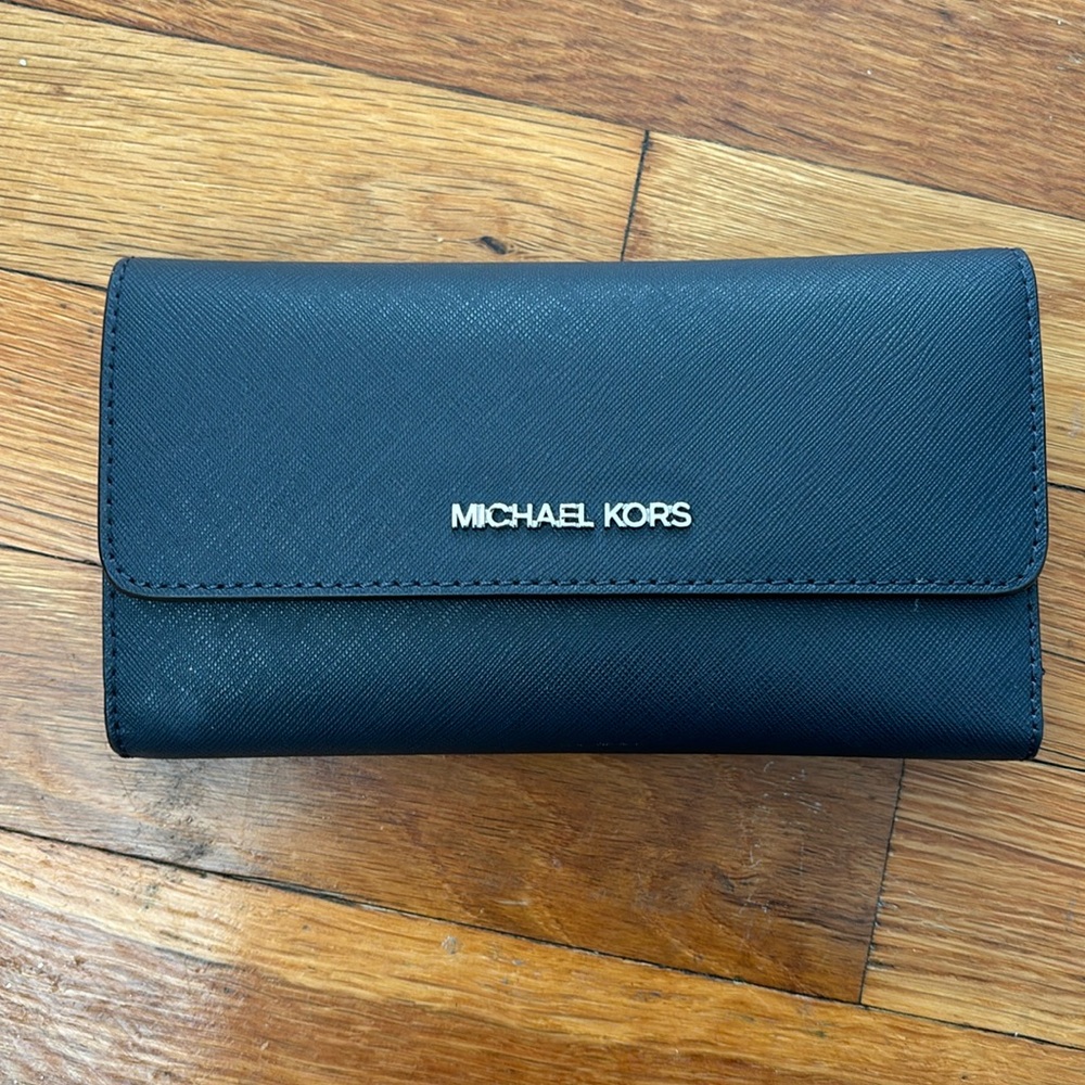 Michael Kors Navy blue/black wallet